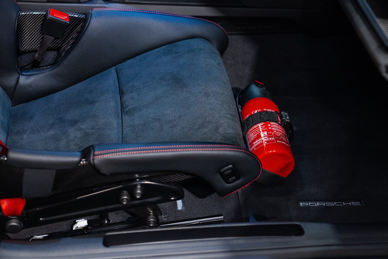 2024 Porsche 911 GT3 RS   - Photo 37 - Beverly Hills, CA 90212