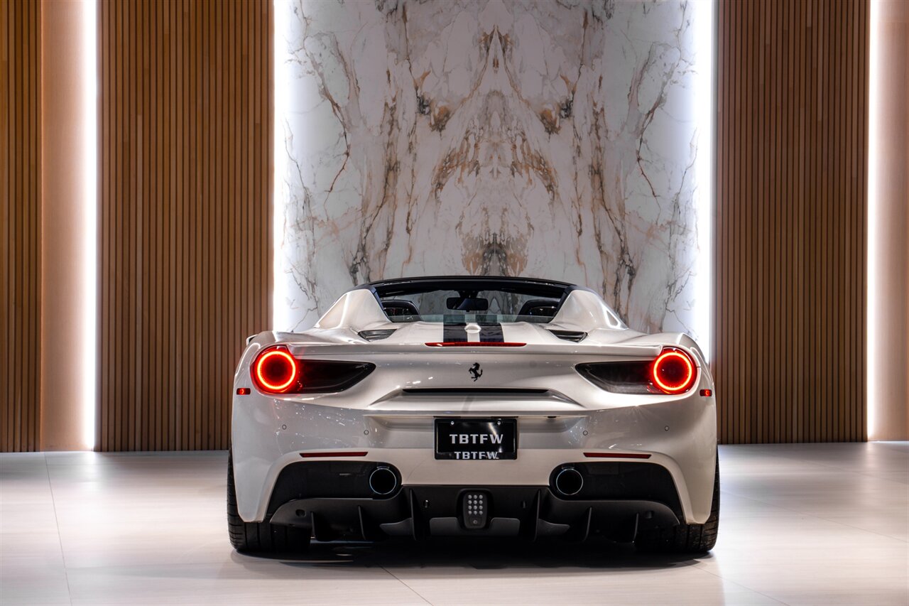 2018 Ferrari 488 Spider   - Photo 5 - Beverly Hills, CA 90212