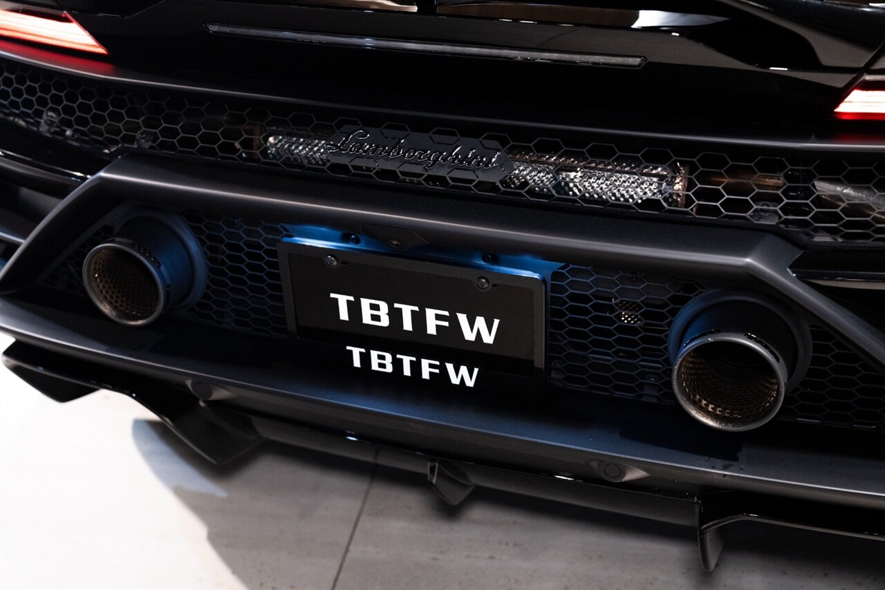 2021 Lamborghini Huracan EVO Spyder   - Photo 28 - Beverly Hills, CA 90212