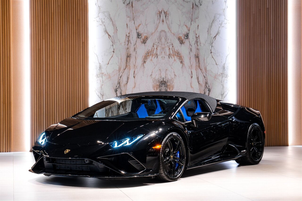 2021 Lamborghini Huracan EVO Spyder   - Photo 2 - Beverly Hills, CA 90212