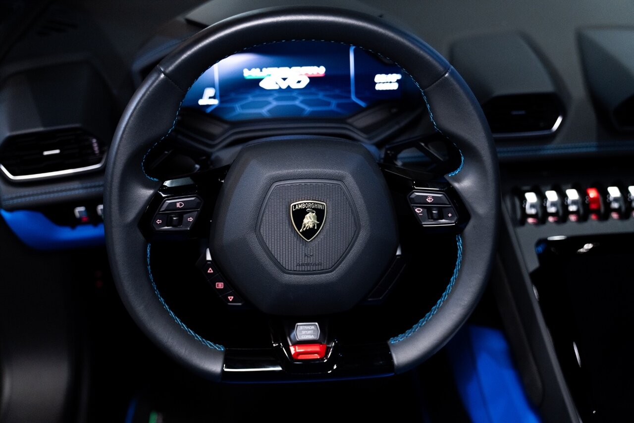 2021 Lamborghini Huracan EVO Spyder   - Photo 19 - Beverly Hills, CA 90212