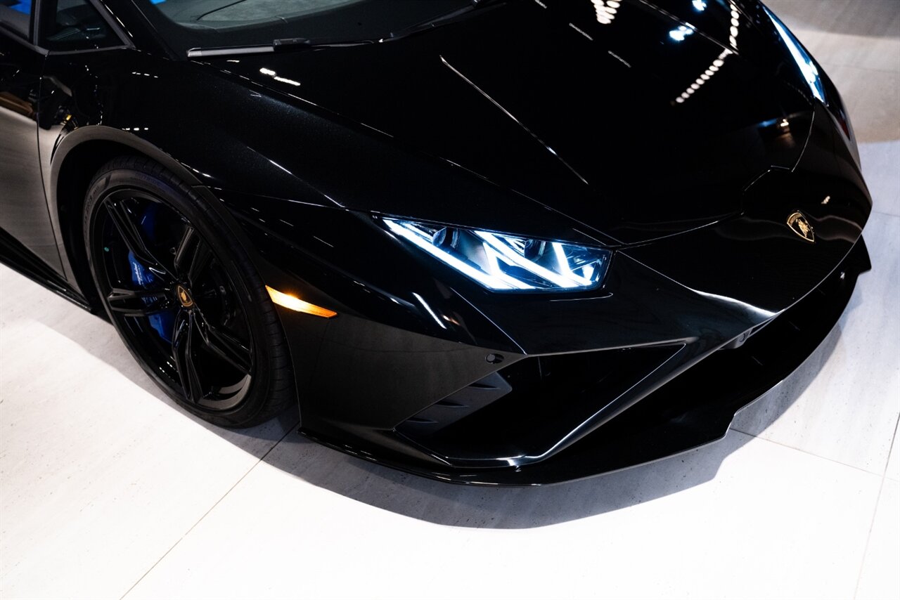 2021 Lamborghini Huracan EVO Spyder   - Photo 26 - Beverly Hills, CA 90212