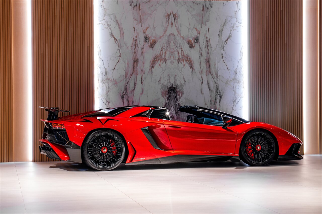 2017 Lamborghini Aventador LP 750-4 SV   - Photo 7 - Beverly Hills, CA 90212