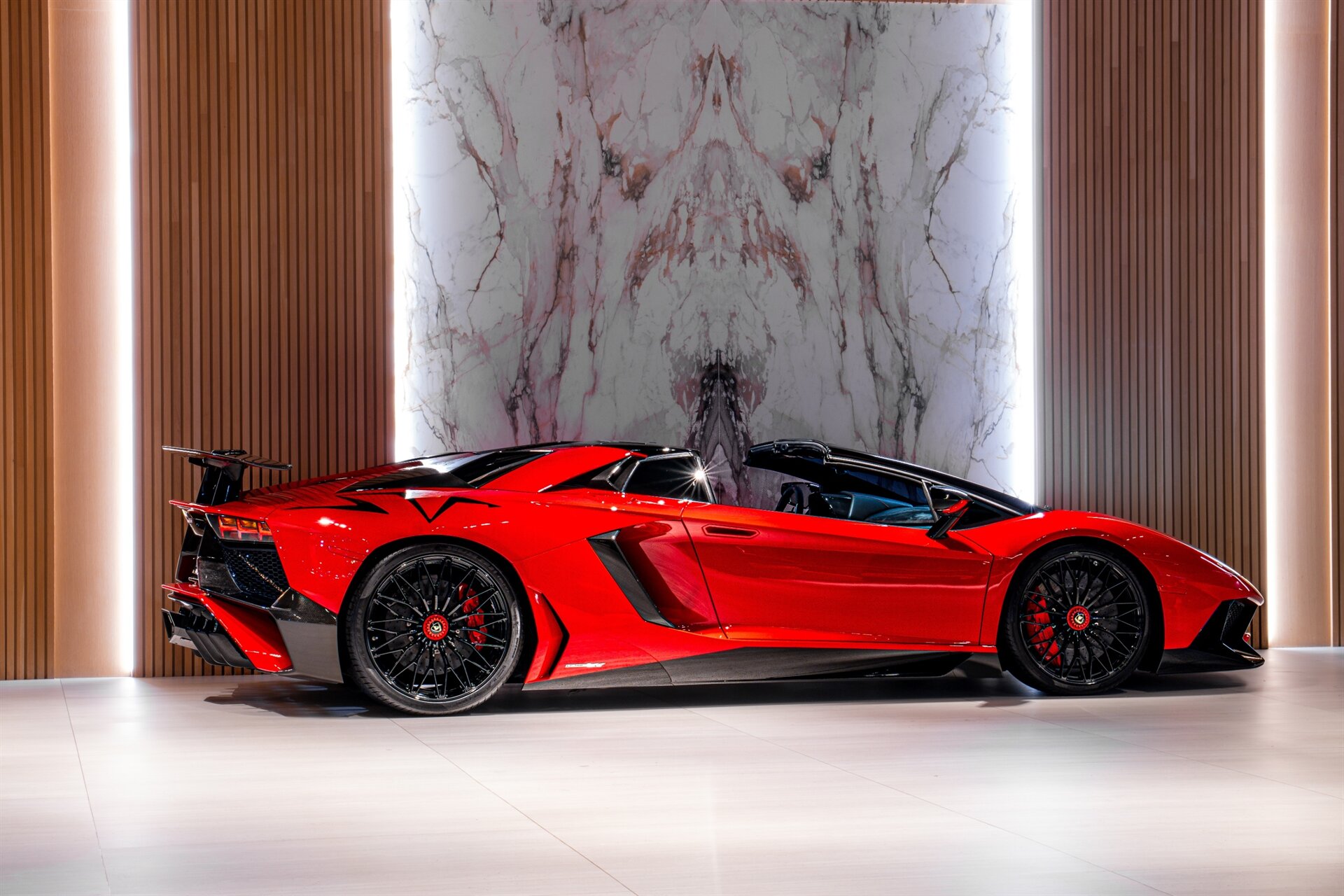 2017 Lamborghini Aventador LP 750-4 SV - Photo 7