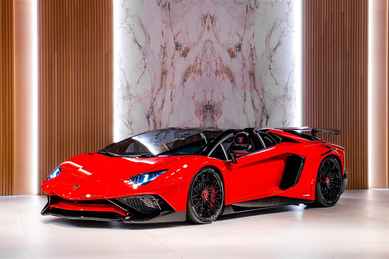 2017 Lamborghini Aventador LP 750-4 SV   - Photo 1 - Beverly Hills, CA 90212