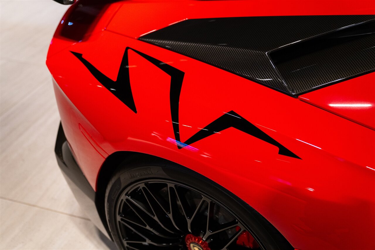 2017 Lamborghini Aventador LP 750-4 SV   - Photo 59 - Beverly Hills, CA 90212