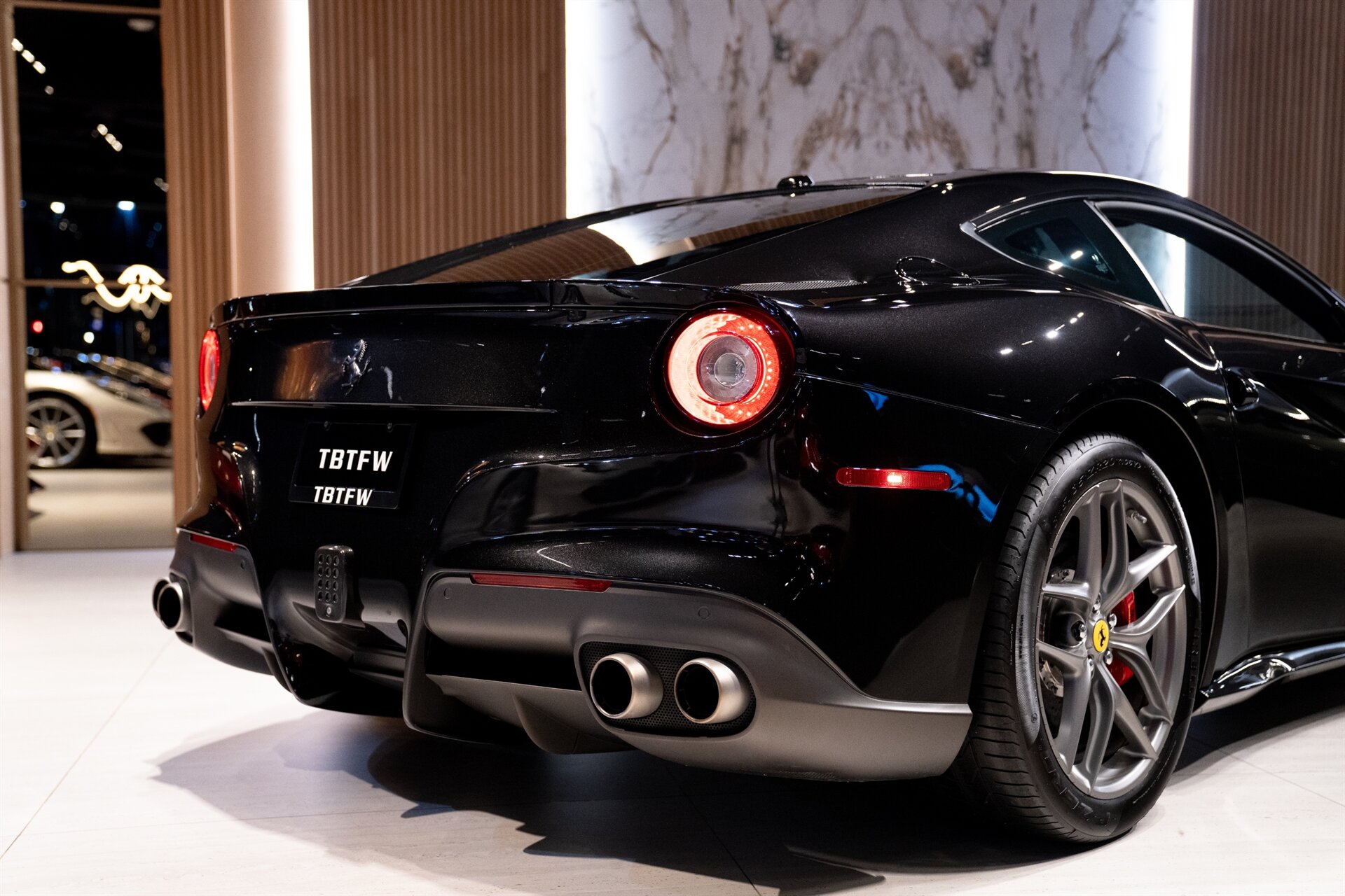 2017 Ferrari F12berlinetta - Photo 38