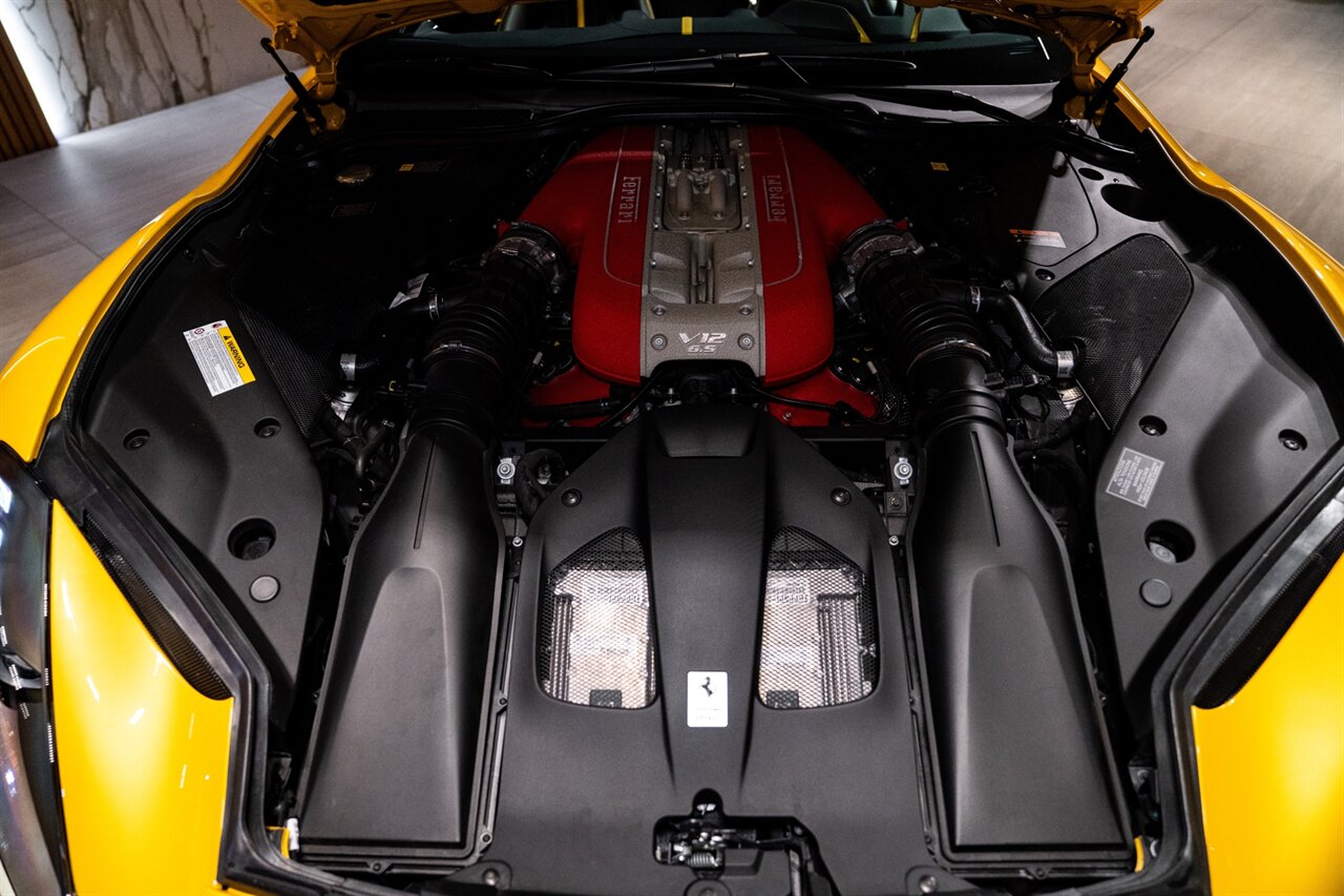 2022 Ferrari 812 GTS   - Photo 37 - Beverly Hills, CA 90212