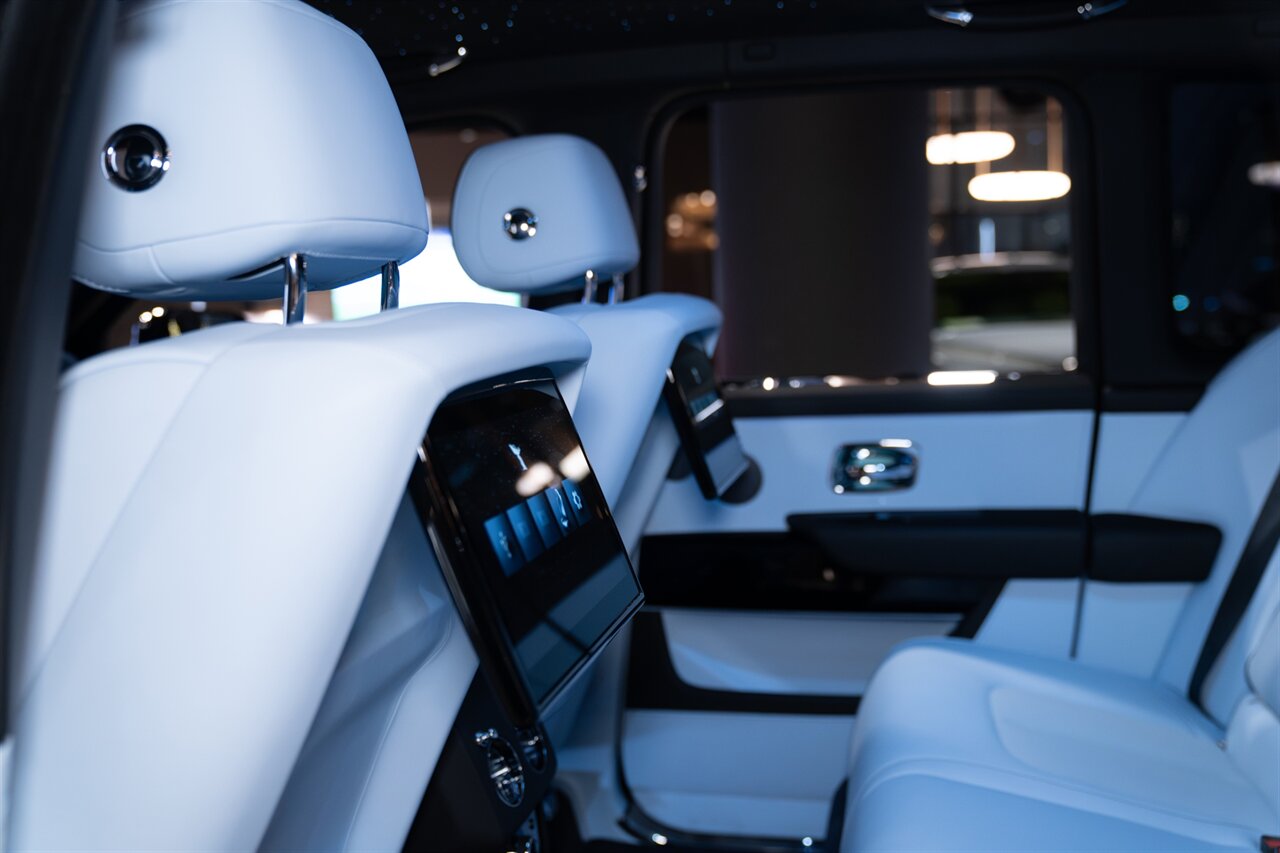 2025 Rolls-Royce Cullinan   - Photo 17 - Beverly Hills, CA 90212