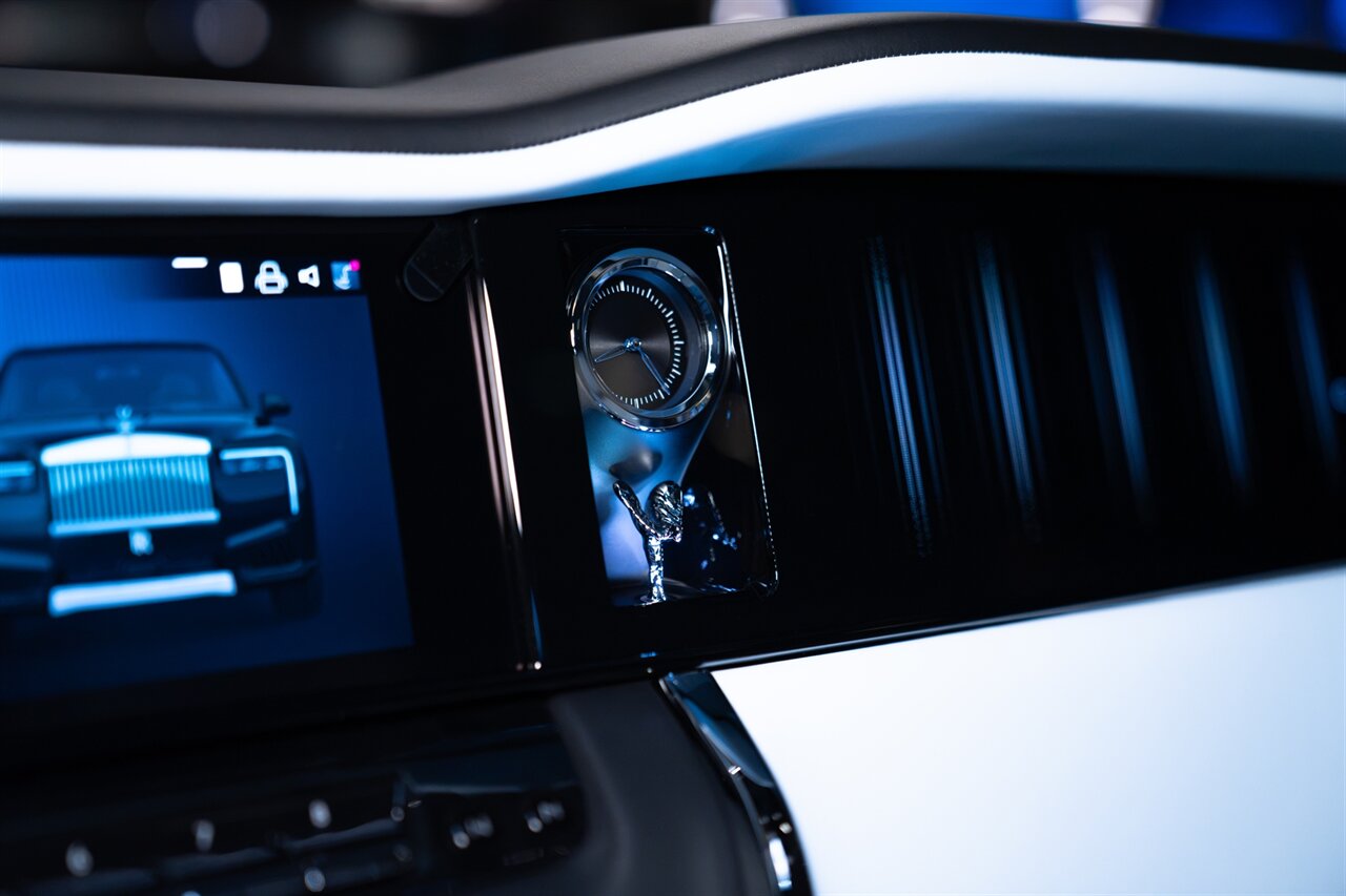 2025 Rolls-Royce Cullinan   - Photo 26 - Beverly Hills, CA 90212