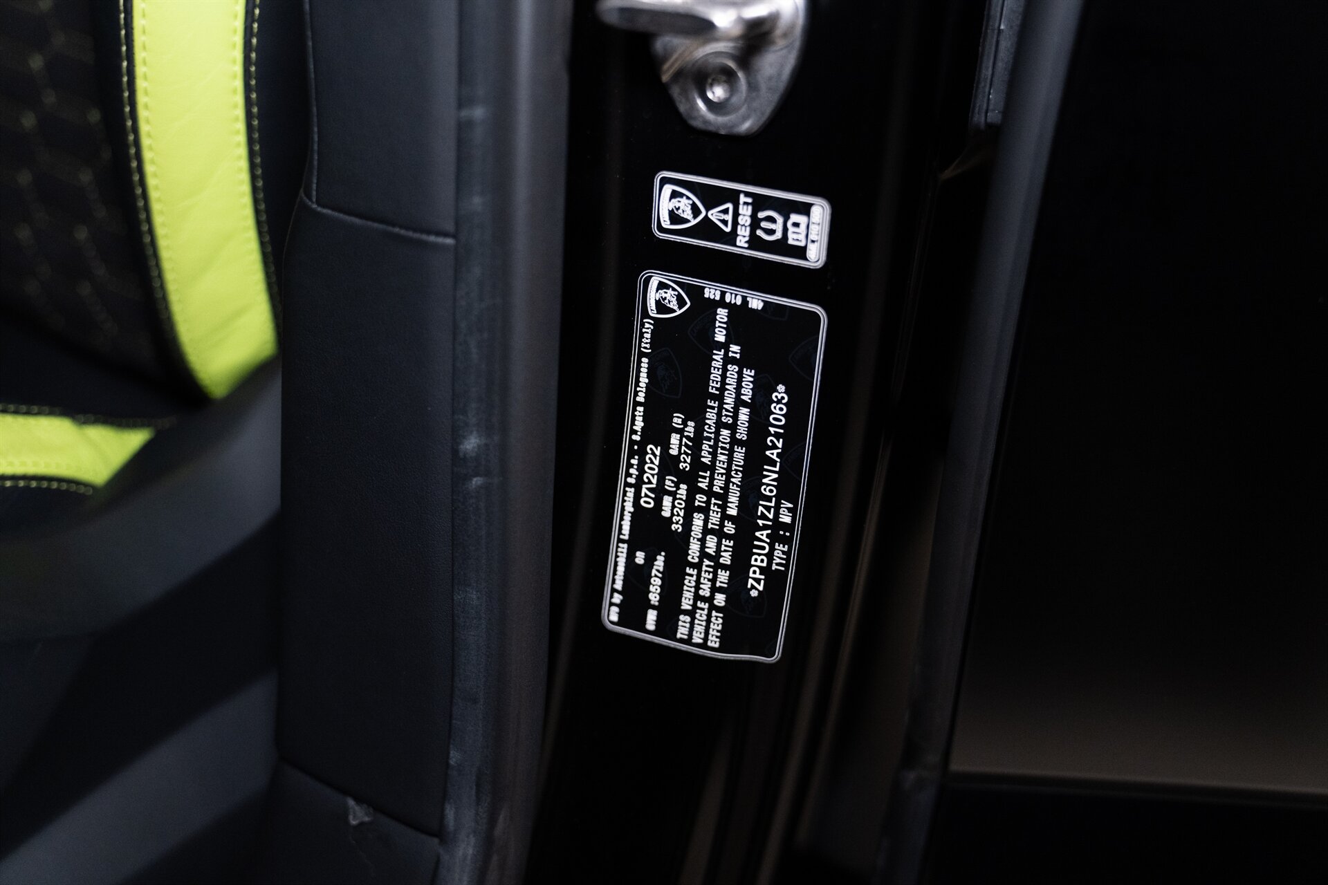 2022 Lamborghini Urus Graphite Capsule - Photo 24