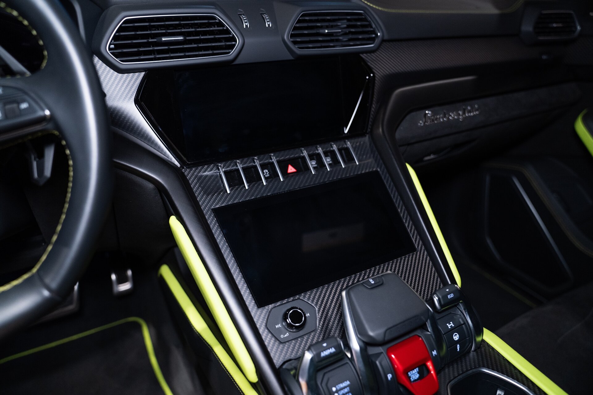 2022 Lamborghini Urus Graphite Capsule - Photo 14