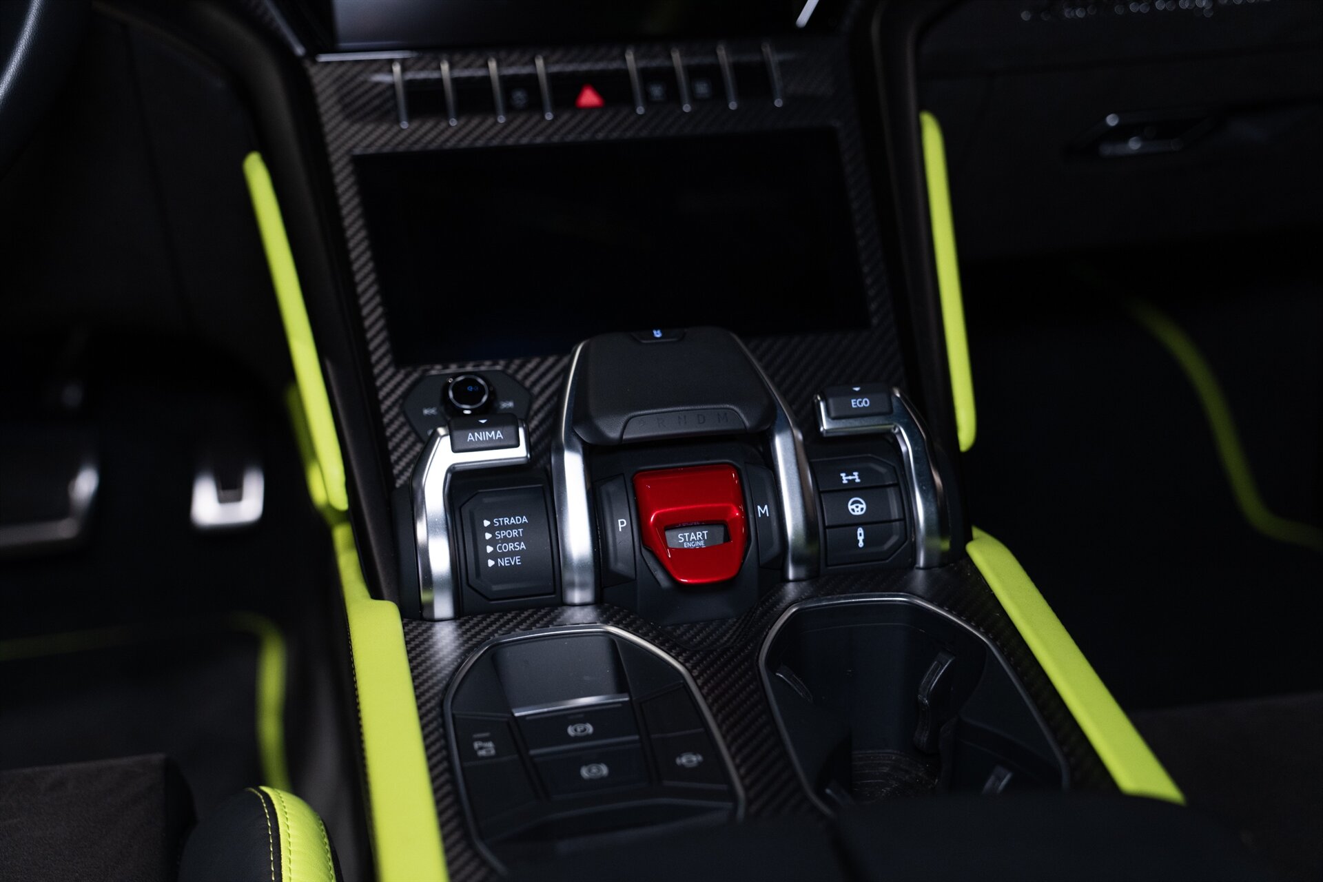 2022 Lamborghini Urus Graphite Capsule - Photo 16