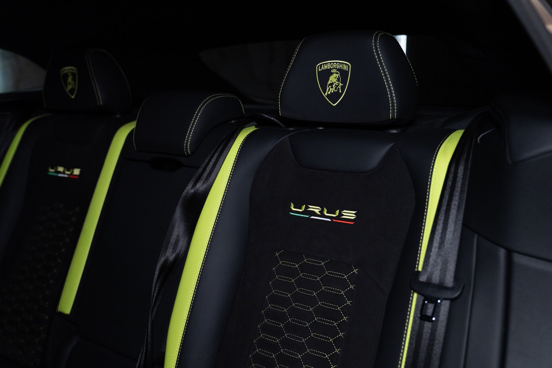 2022 Lamborghini Urus Graphite Capsule - Photo 11
