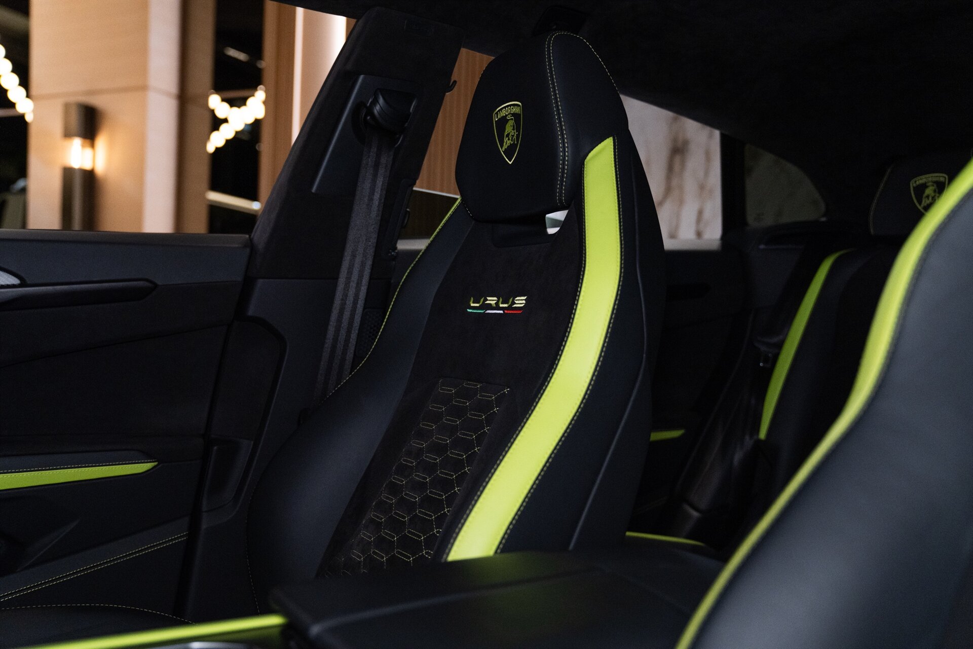 2022 Lamborghini Urus Graphite Capsule - Photo 23