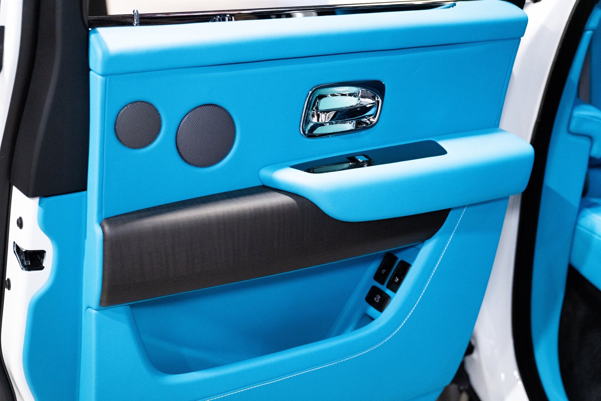 2026 Rolls-Royce Cullinan Mansory - Photo 10