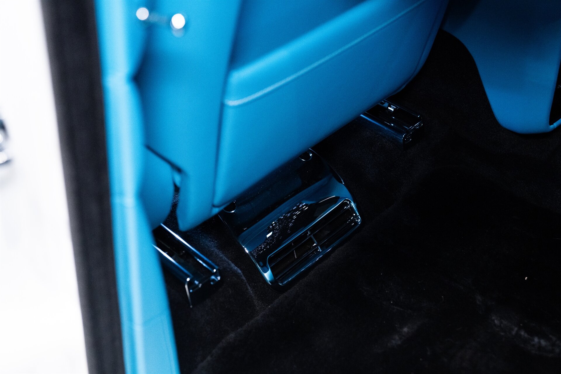 2026 Rolls-Royce Cullinan Mansory - Photo 40