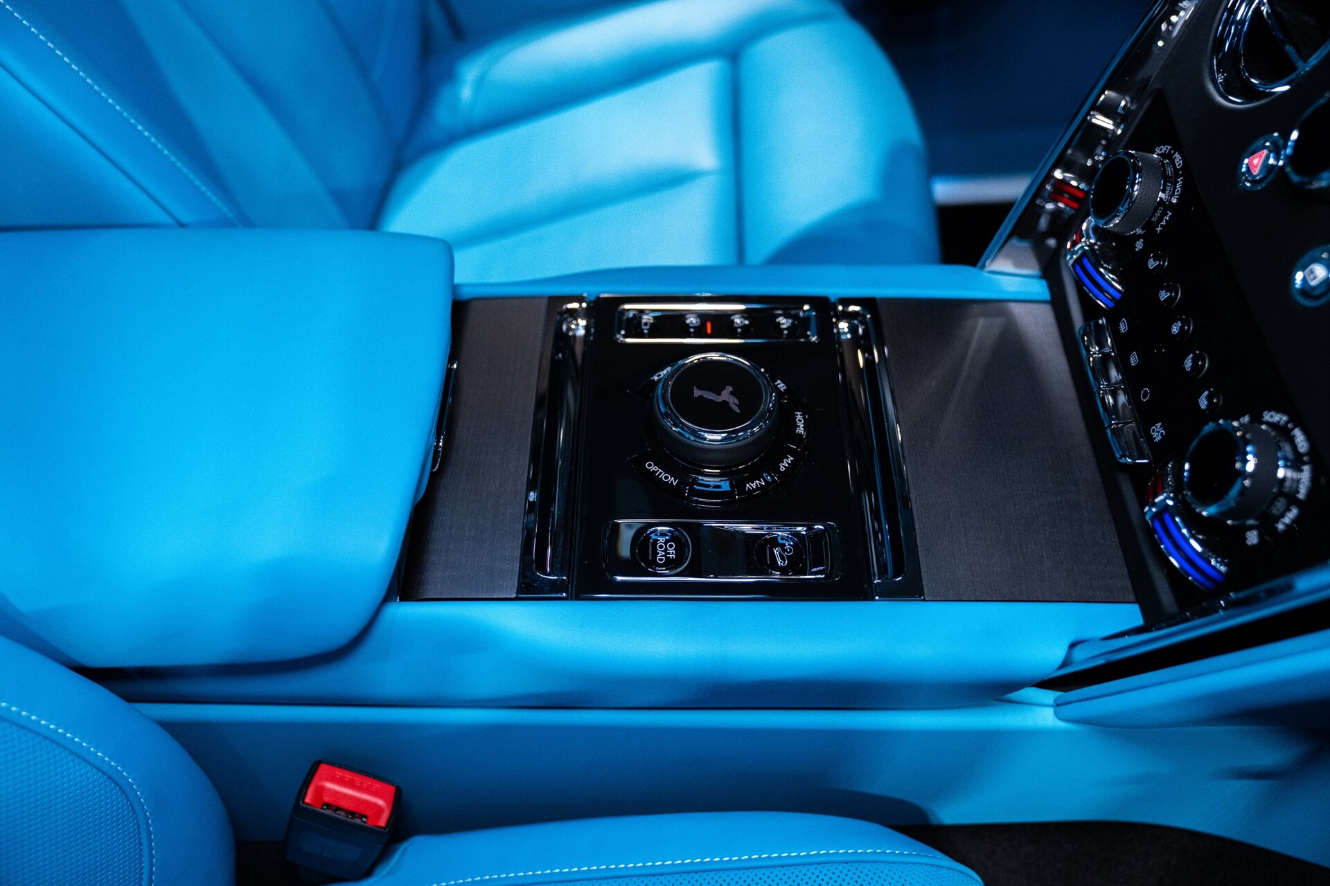 2026 Rolls-Royce Cullinan Mansory - Photo 14