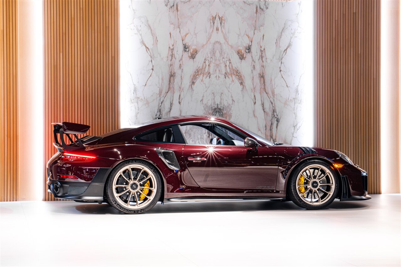 2018 Porsche 911 GT2 RS   - Photo 5 - Beverly Hills, CA 90212