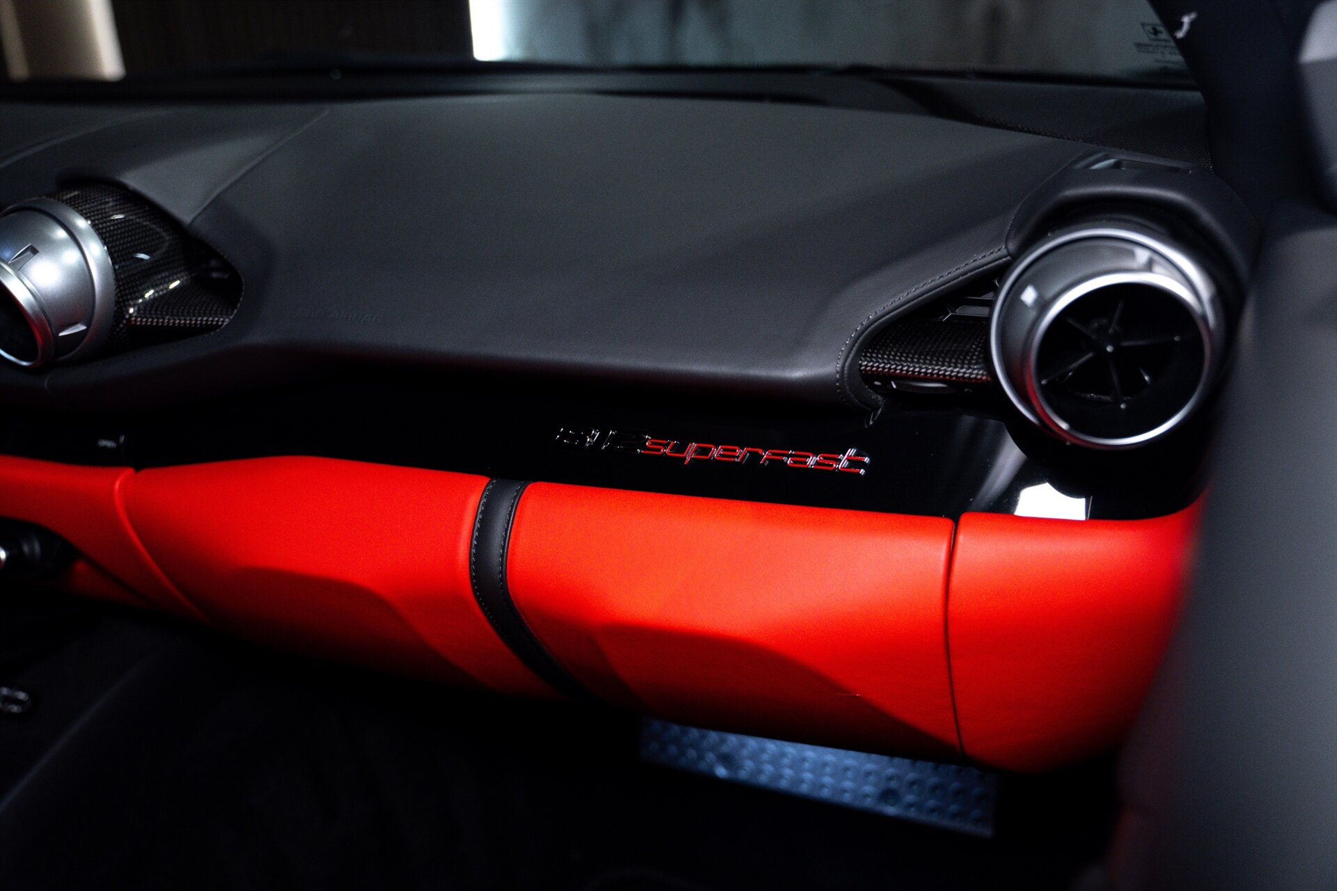 2018 Ferrari 812 Superfast - Photo 16