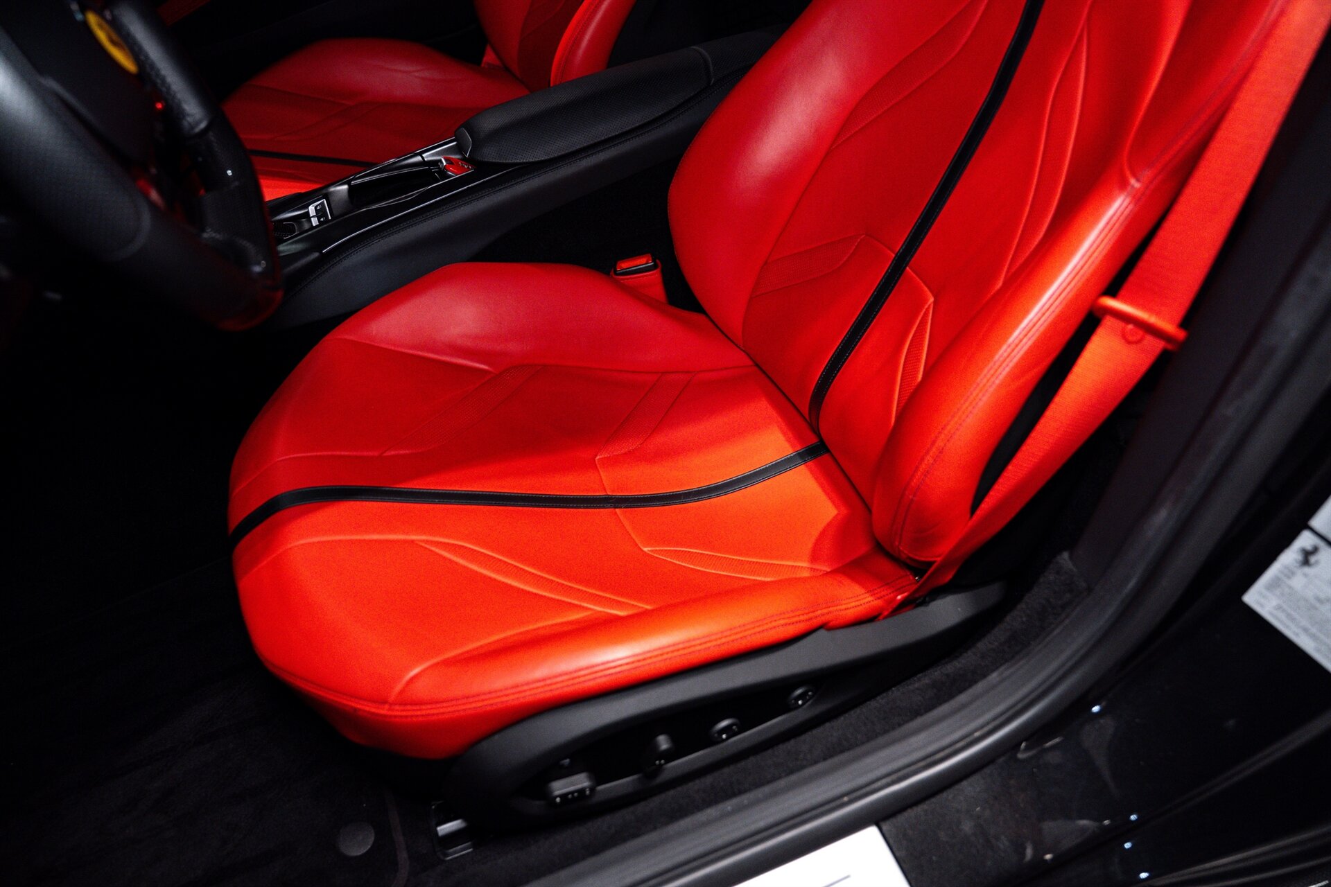 2018 Ferrari 812 Superfast - Photo 10