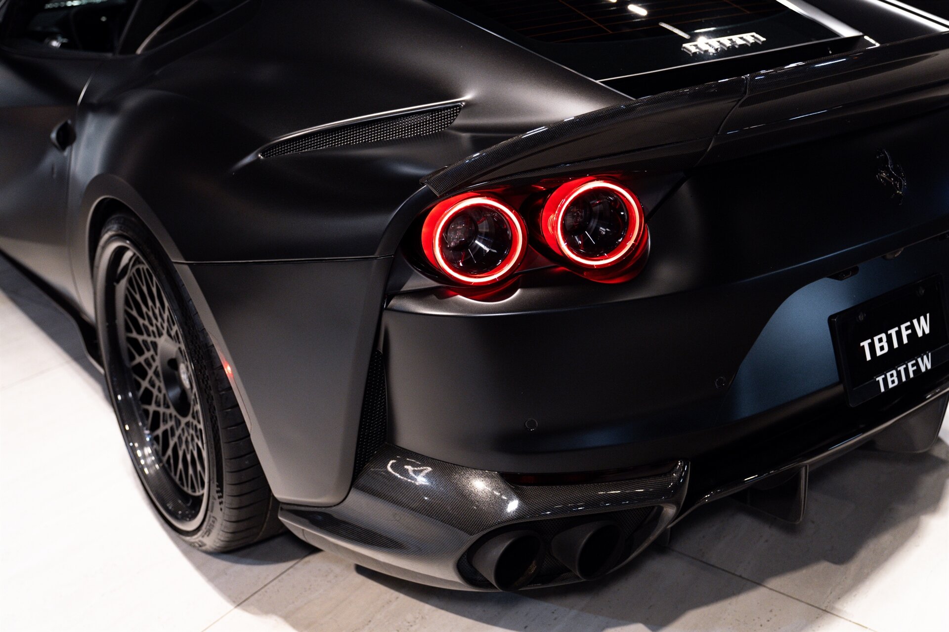 2018 Ferrari 812 Superfast - Photo 22