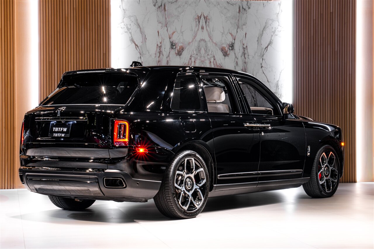 2023 Rolls-Royce Black Badge Cullinan   - Photo 6 - Beverly Hills, CA 90212