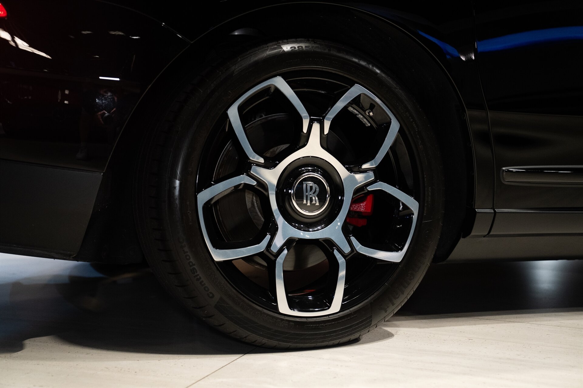 2023 Rolls-Royce Black Badge Cullinan - Photo 26