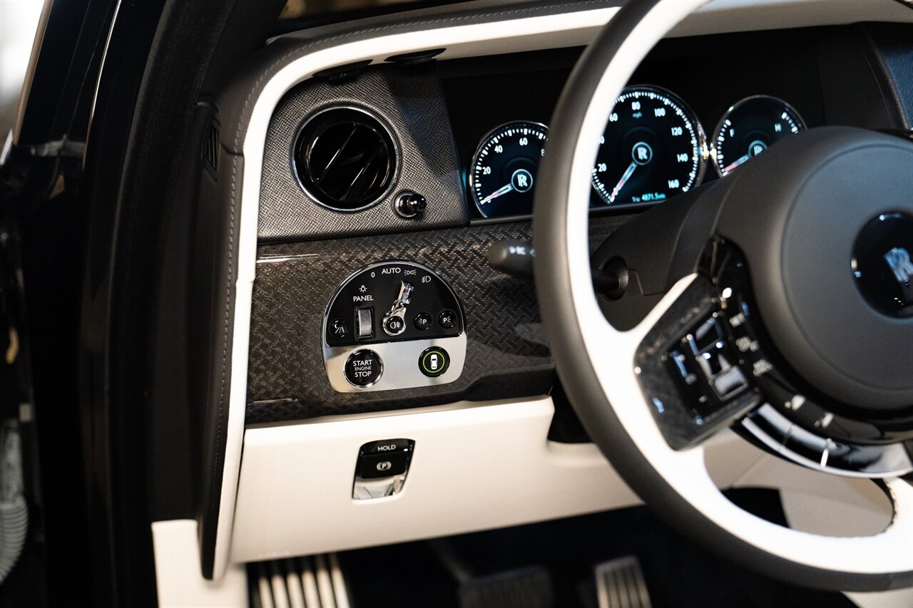 2023 Rolls-Royce Black Badge Cullinan   - Photo 17 - Beverly Hills, CA 90212