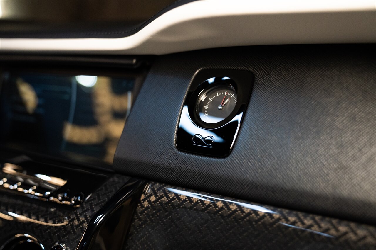 2023 Rolls-Royce Black Badge Cullinan   - Photo 22 - Beverly Hills, CA 90212