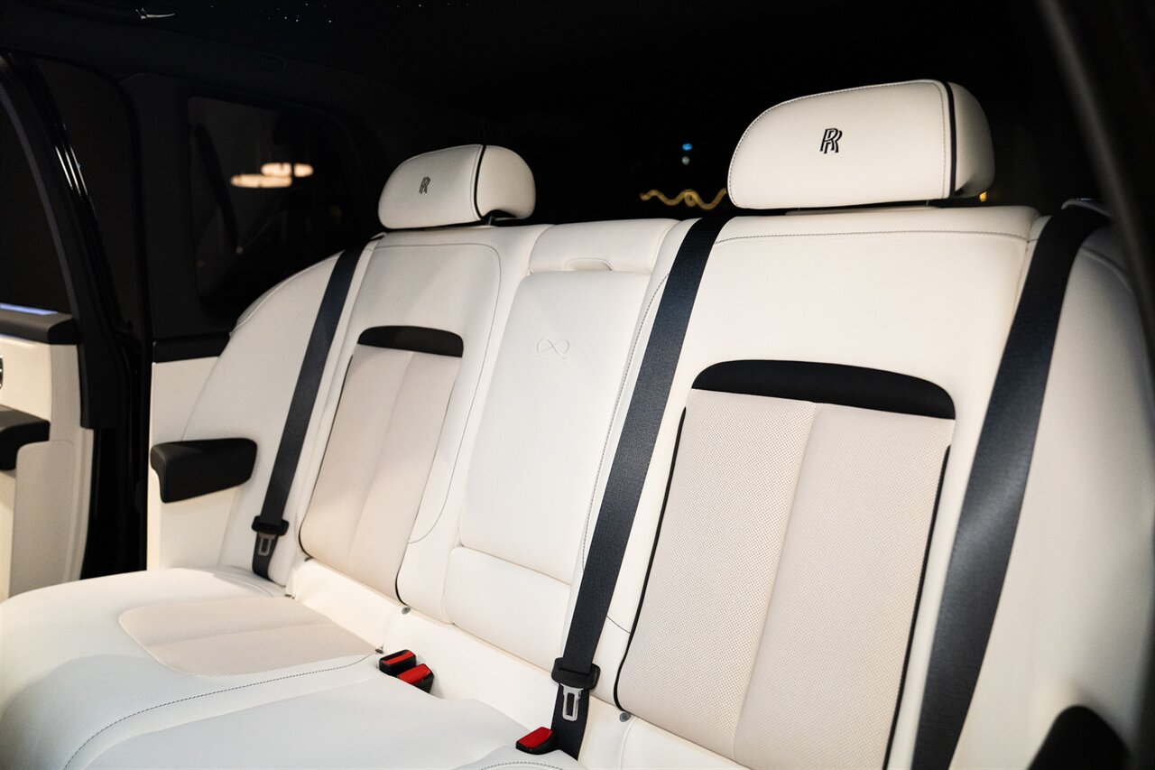2023 Rolls-Royce Black Badge Cullinan   - Photo 15 - Beverly Hills, CA 90212