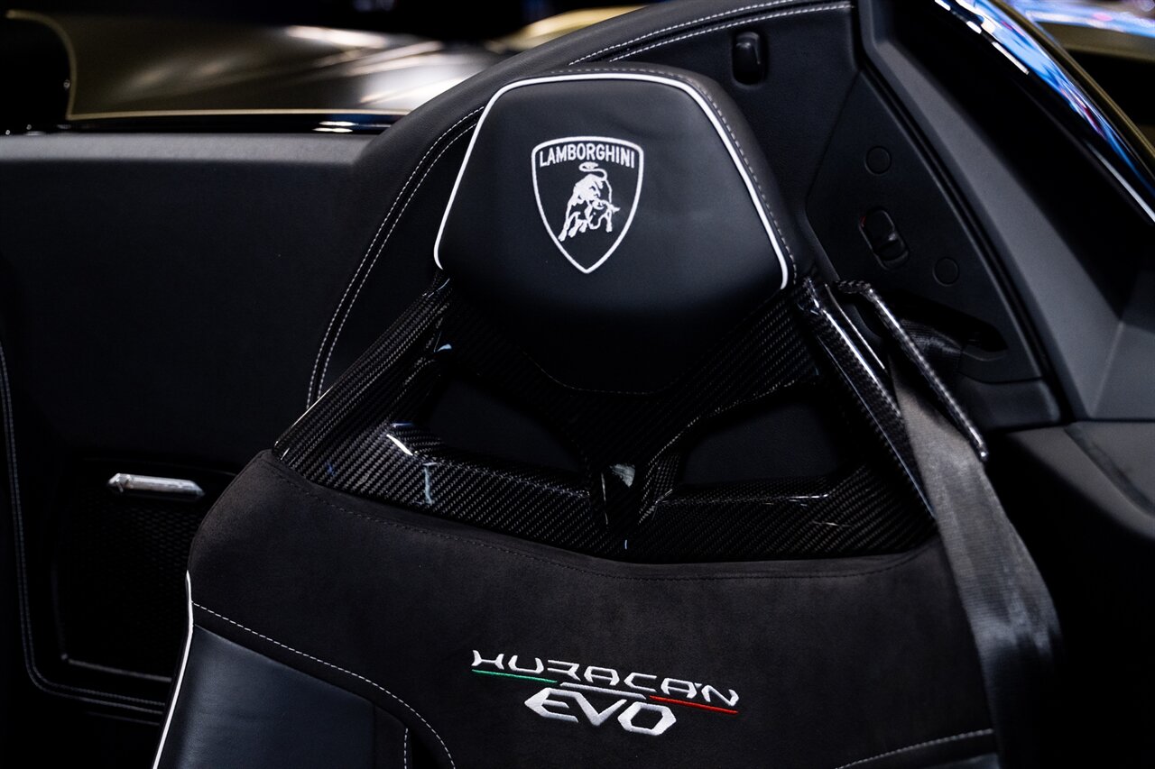 2022 Lamborghini Huracan EVO Spyder VF Supercharged  VF Supercharged - Photo 22 - Beverly Hills, CA 90212