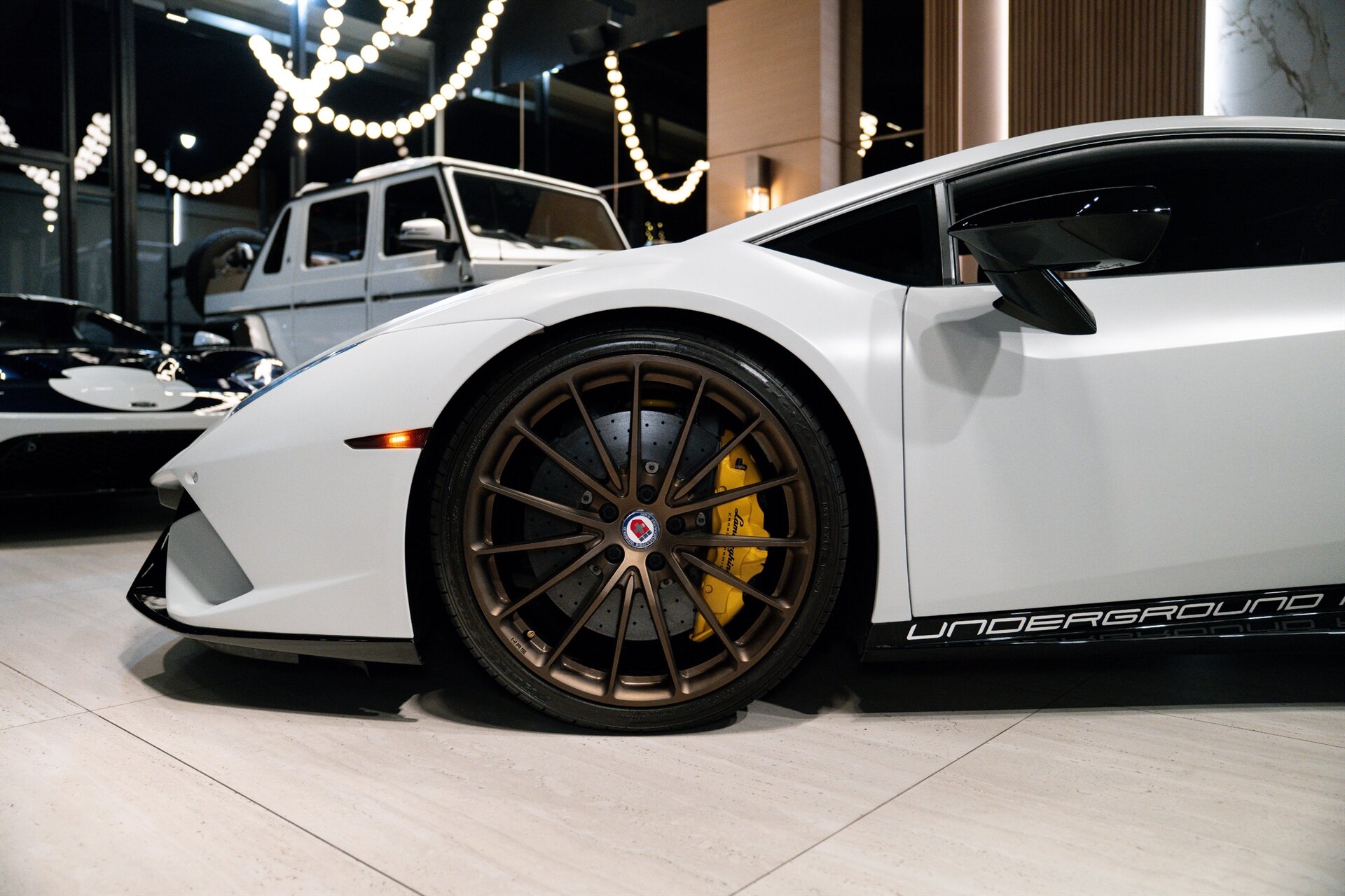 2018 Lamborghini Huracan LP 640-4 Performante Twin Turbo - Photo 7