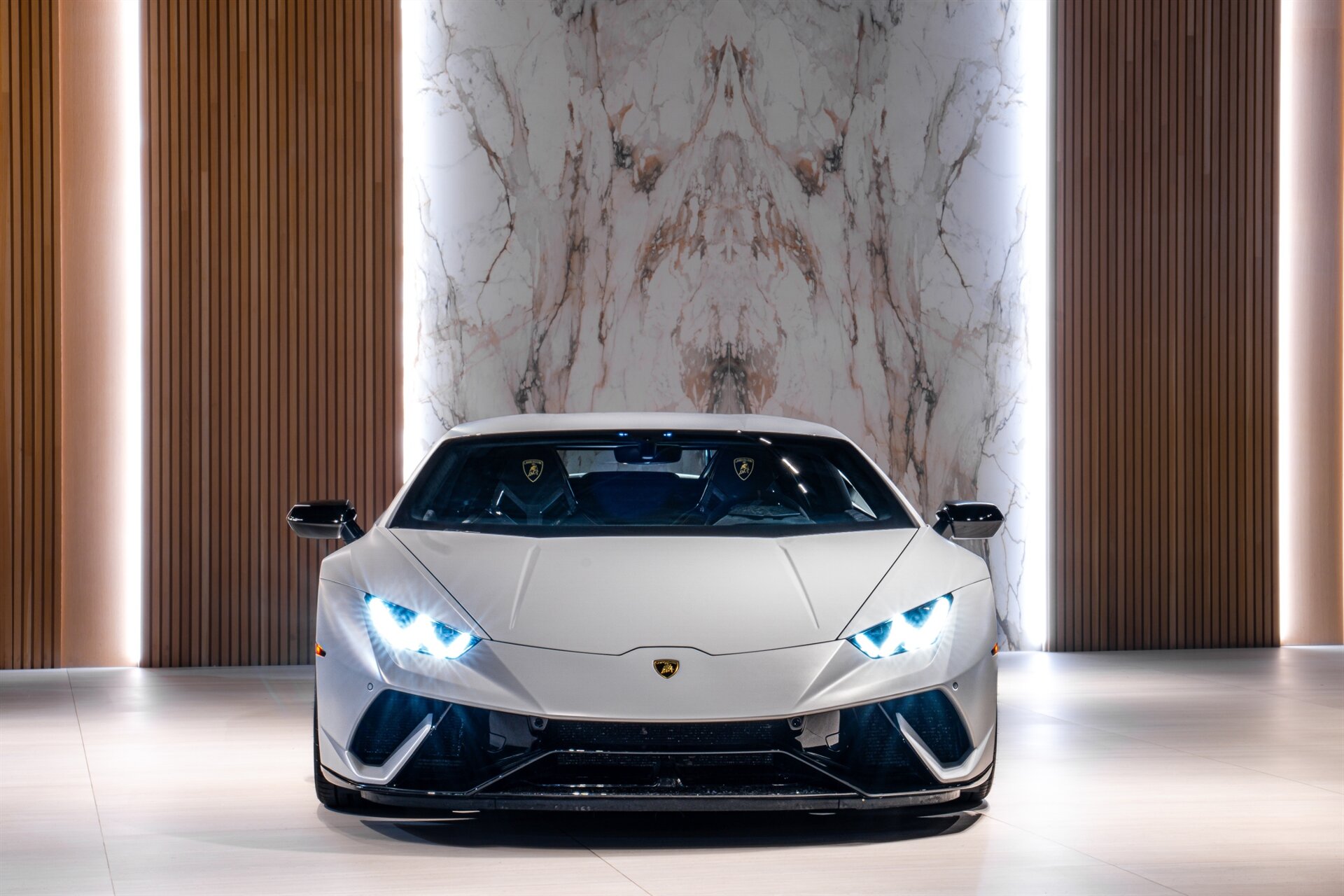 2018 Lamborghini Huracan LP 640-4 Performante Twin Turbo - Photo 2