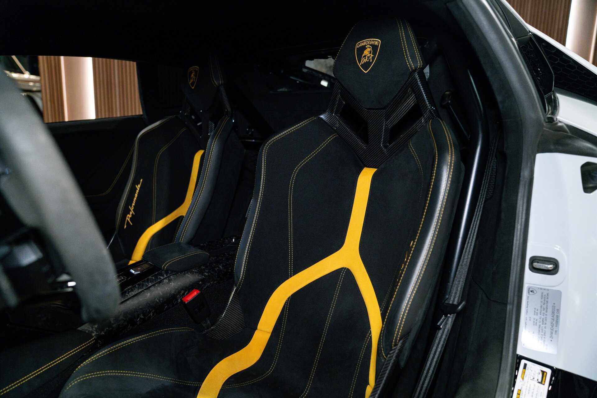 2018 Lamborghini Huracan LP 640-4 Performante Twin Turbo - Photo 17