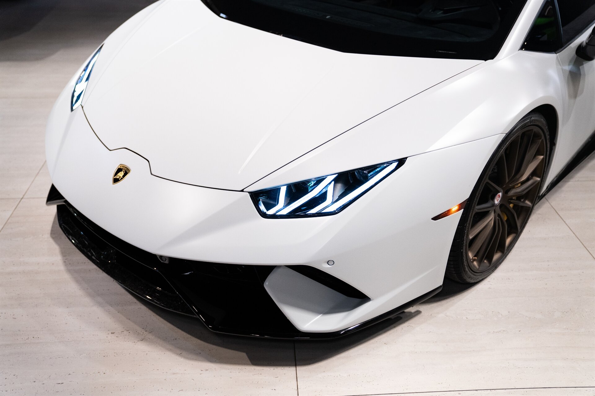 2018 Lamborghini Huracan LP 640-4 Performante Twin Turbo - Photo 6