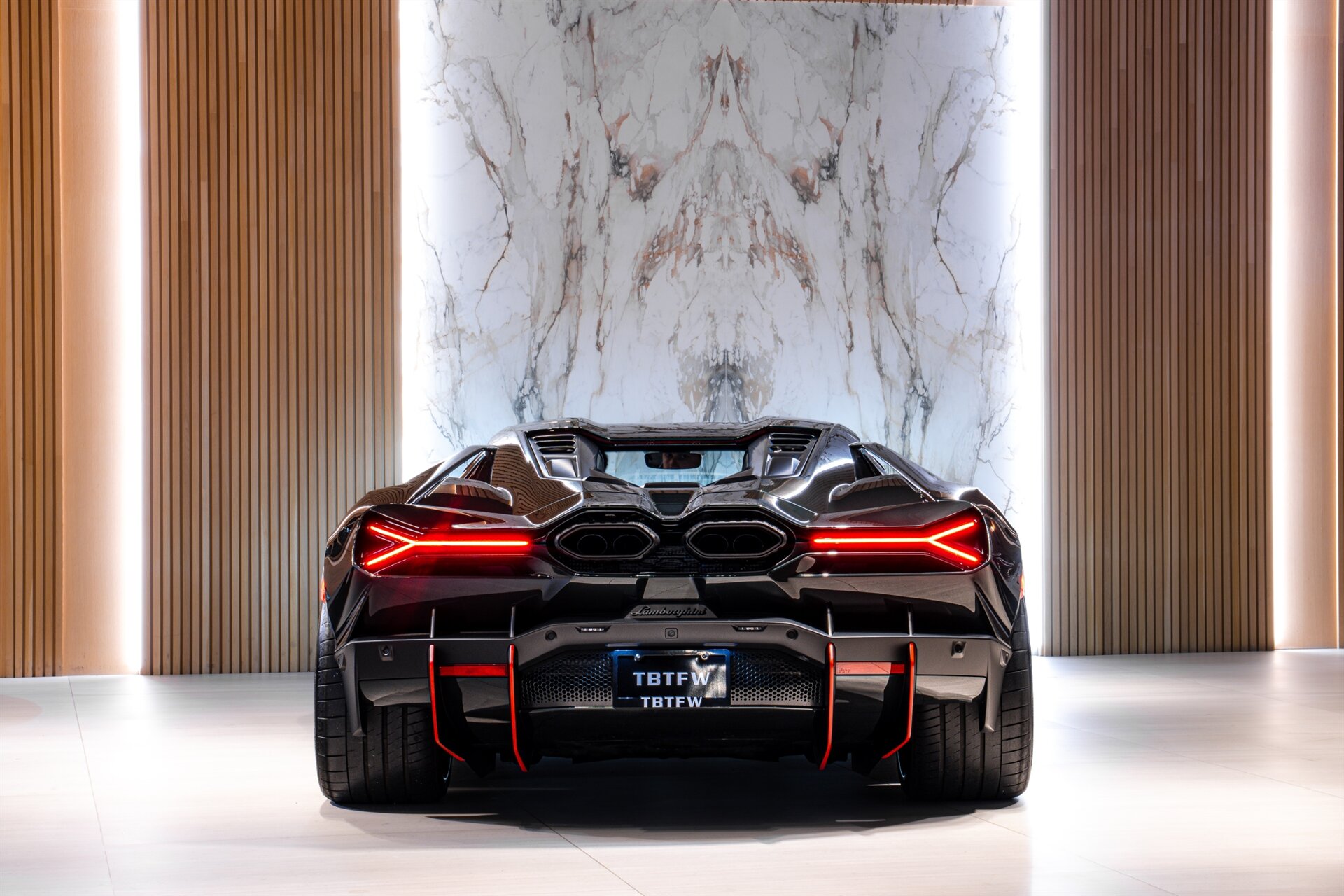 2024 Lamborghini Revuelto - Photo 5