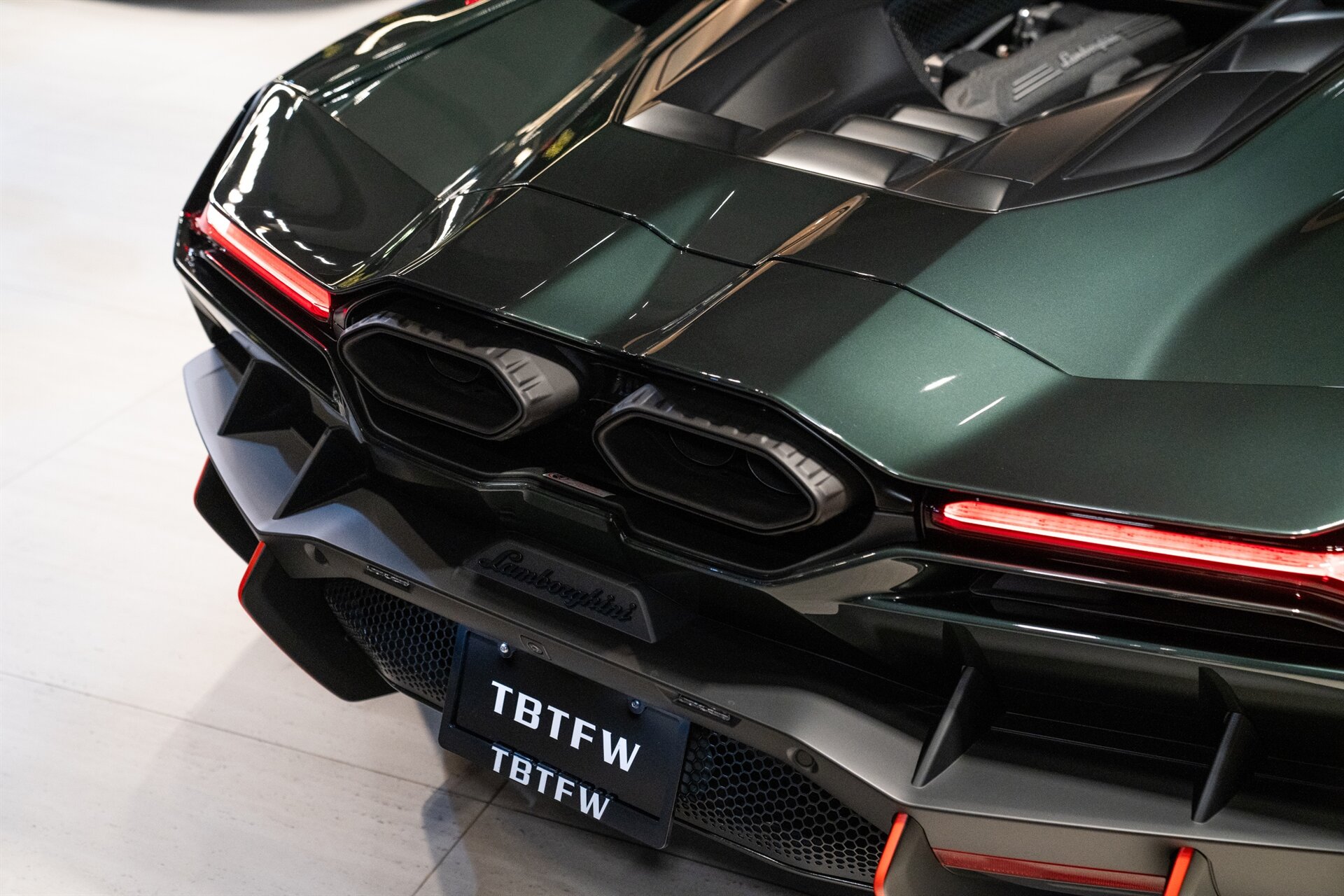 2024 Lamborghini Revuelto - Photo 30