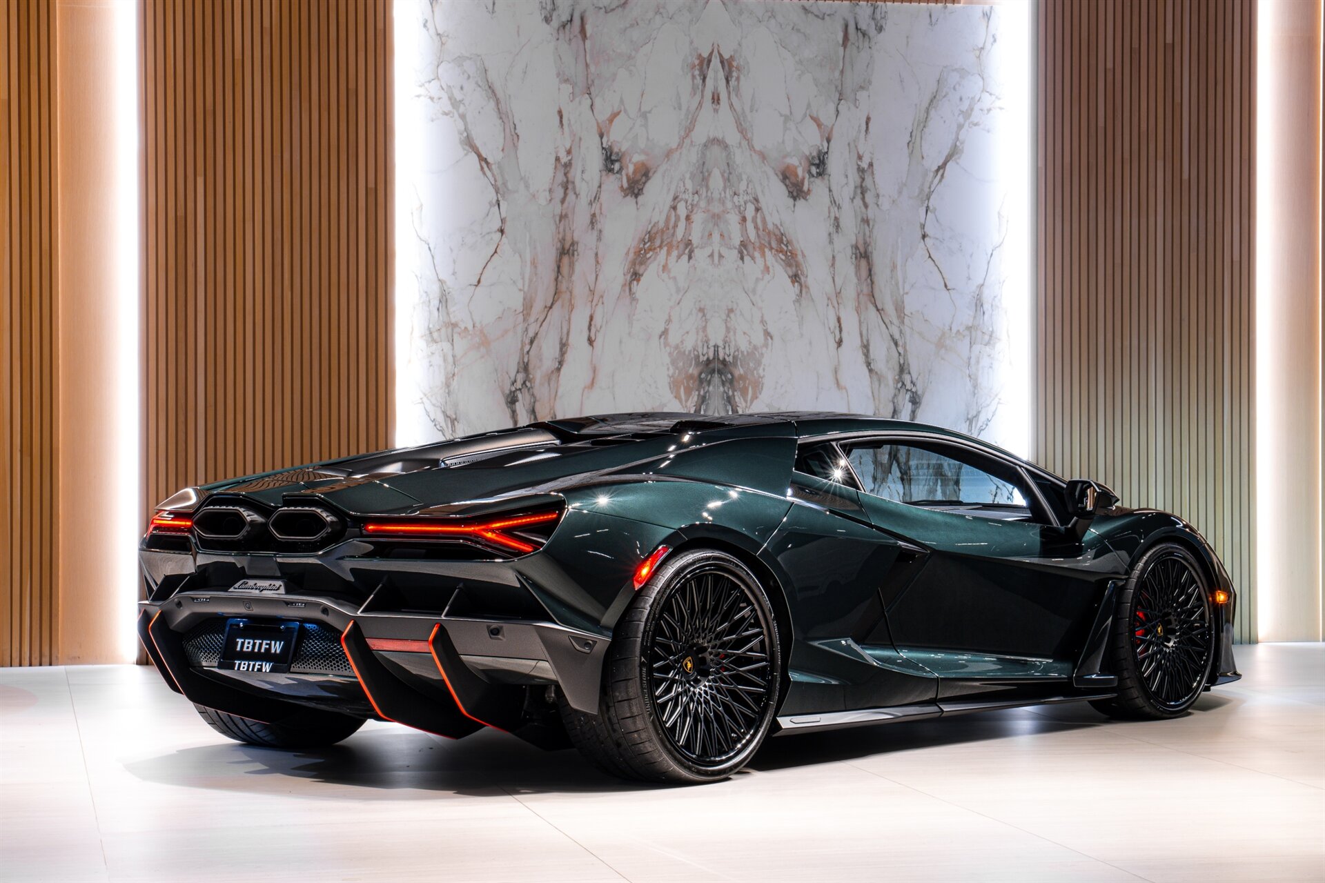 2024 Lamborghini Revuelto - Photo 3