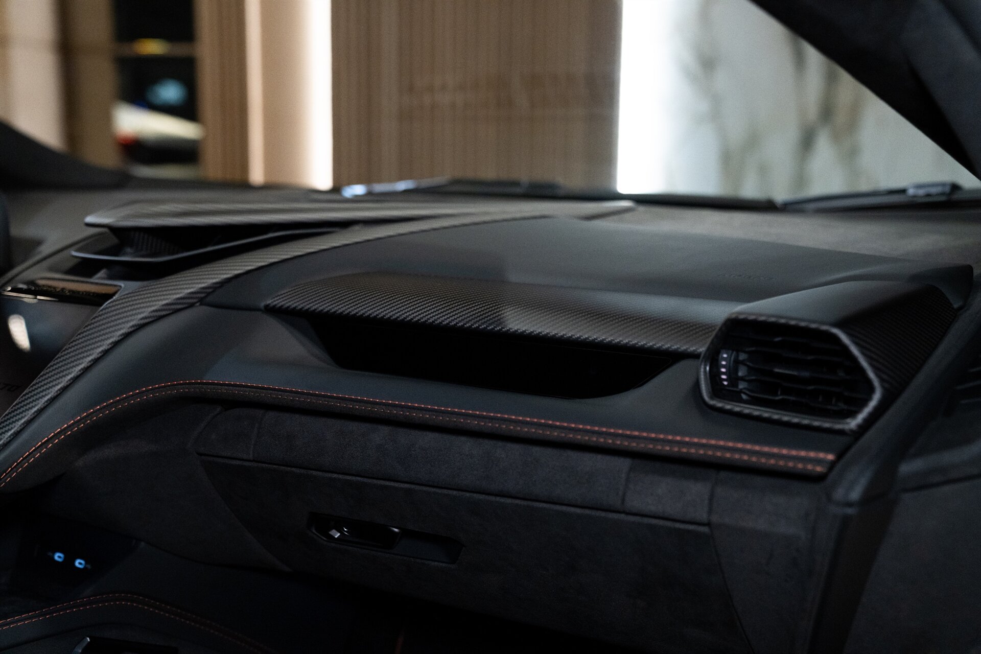 2024 Lamborghini Revuelto - Photo 23