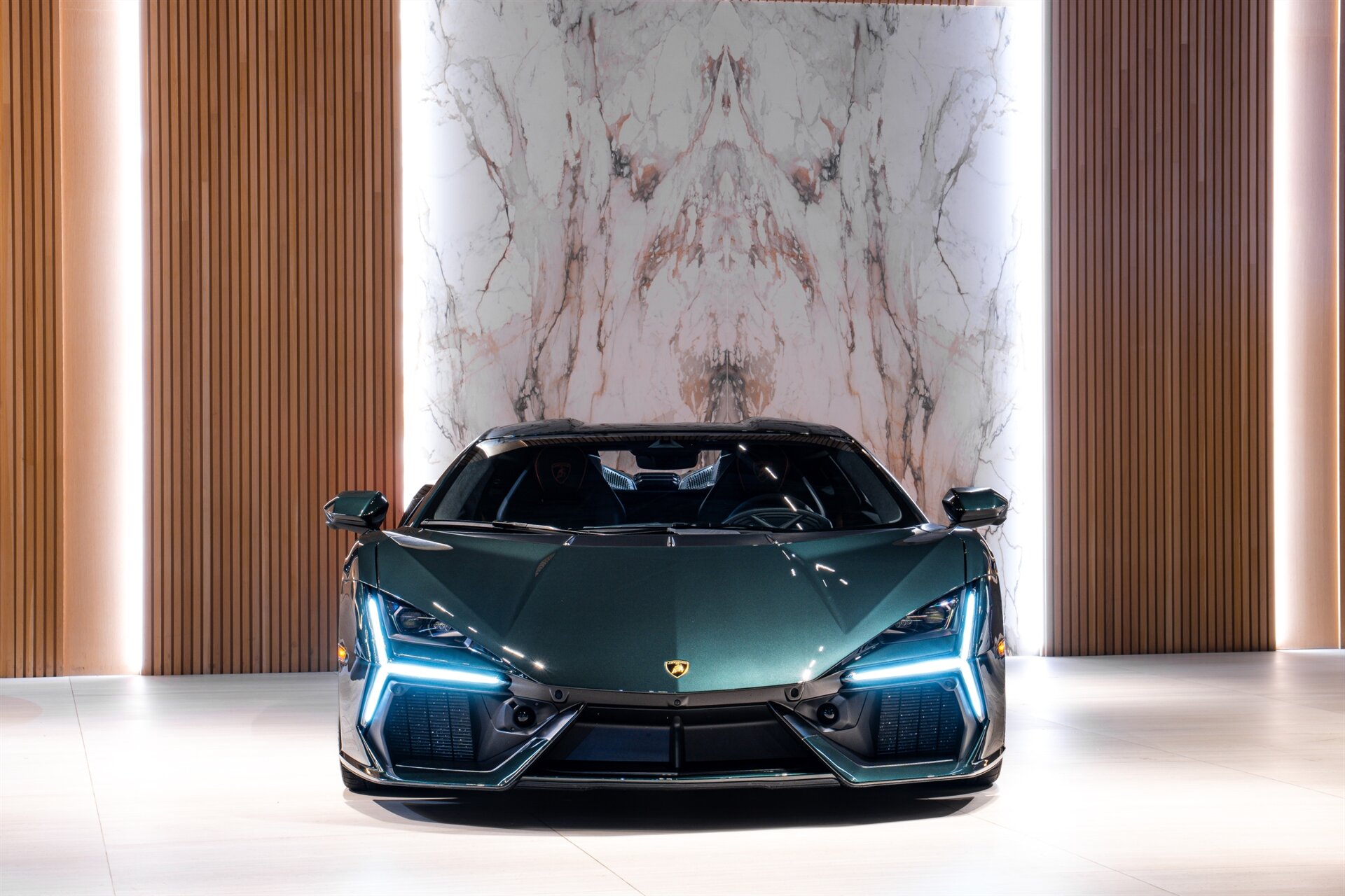 2024 Lamborghini Revuelto - Photo 4