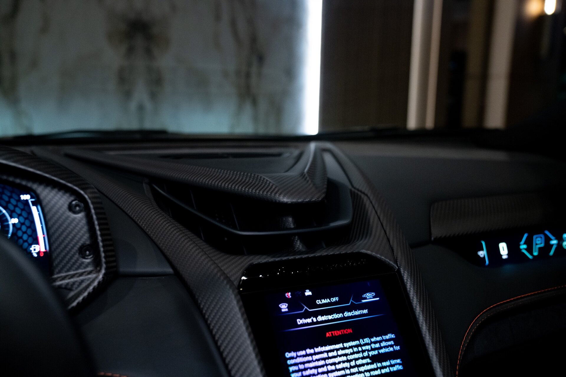 2024 Lamborghini Revuelto - Photo 36