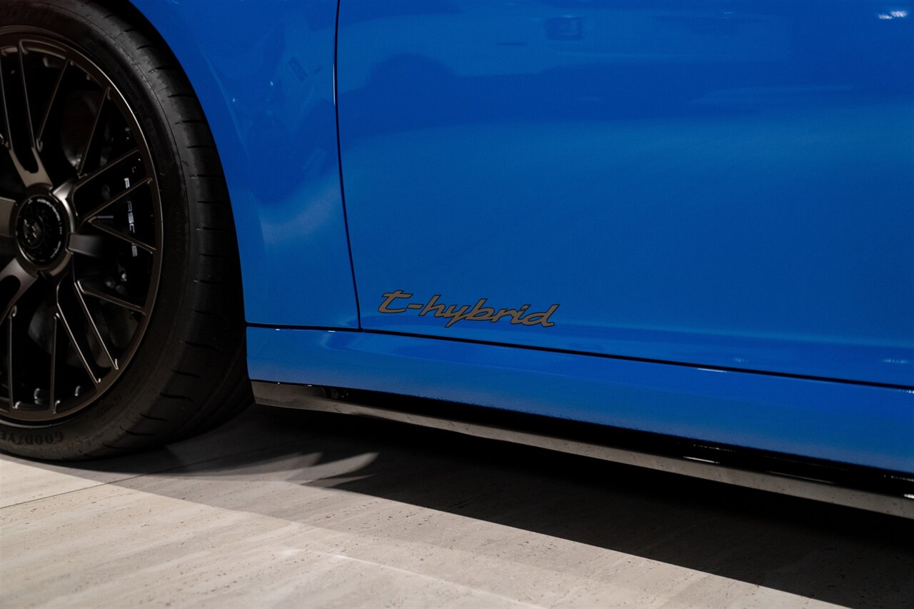 2026 Porsche 911 Turbo S - Photo 31 - Beverly Hills, CA 90212
