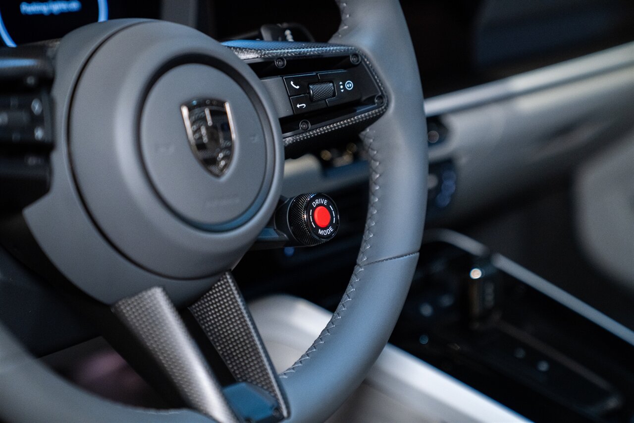 2026 Porsche 911 Turbo S - Photo 14 - Beverly Hills, CA 90212