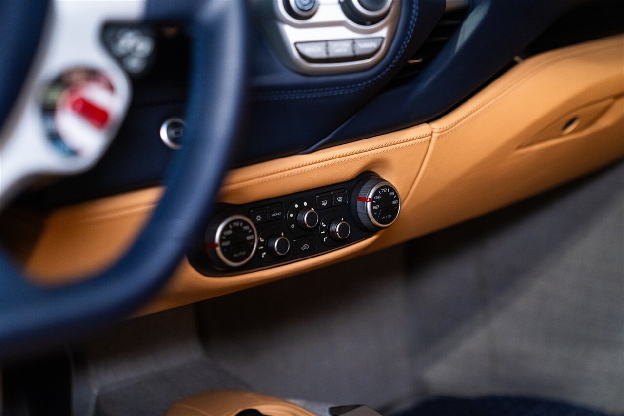 2017 Ferrari 488 Spider Tailor Made   - Photo 43 - Beverly Hills, CA 90212