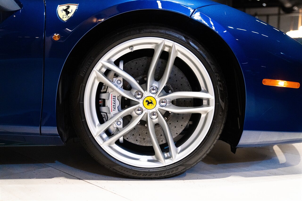 2017 Ferrari 488 Spider Tailor Made   - Photo 13 - Beverly Hills, CA 90212