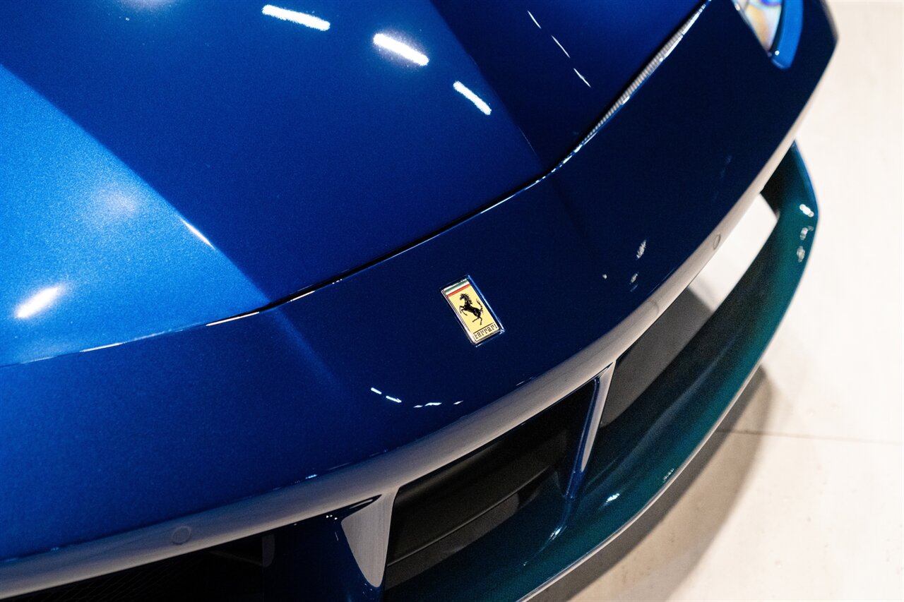 2017 Ferrari 488 Spider Tailor Made   - Photo 11 - Beverly Hills, CA 90212