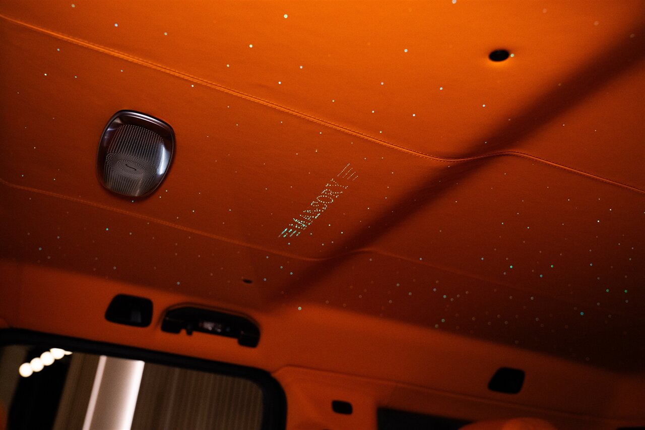 2025 Mercedes-Benz AMG G 63   - Photo 45 - Beverly Hills, CA 90212