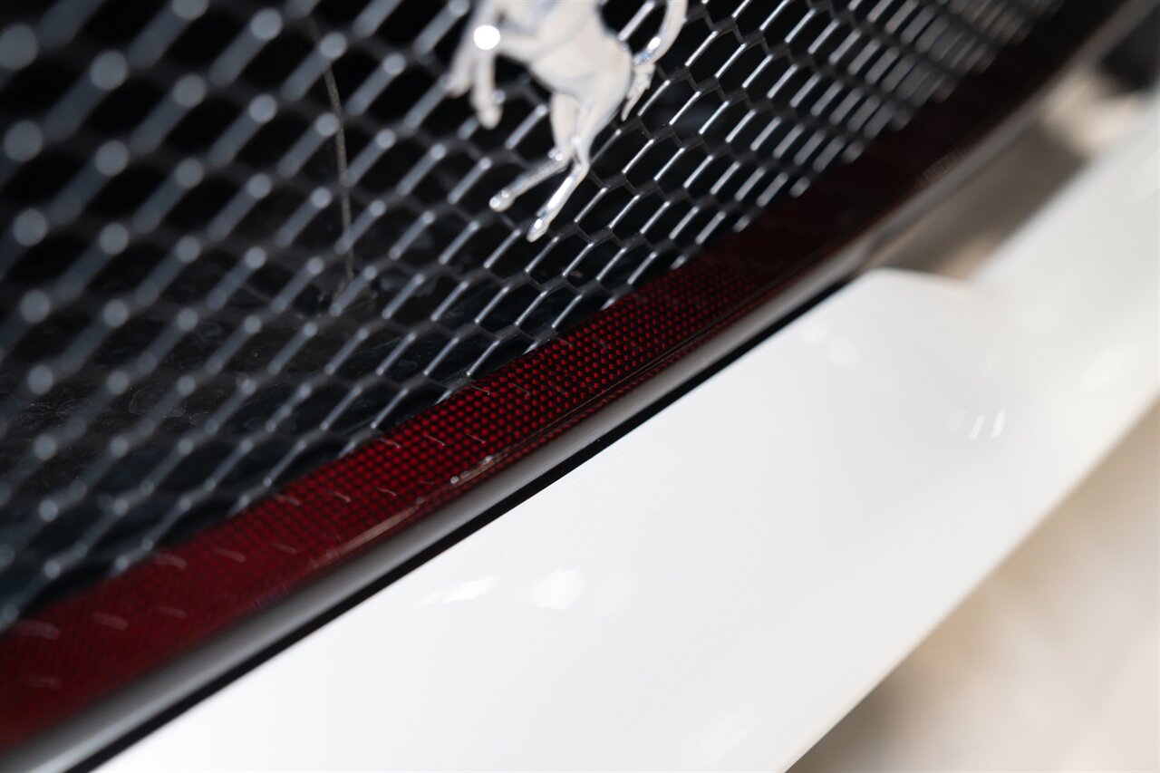 2023 Ferrari 812 GTS Atelier   - Photo 35 - Beverly Hills, CA 90212