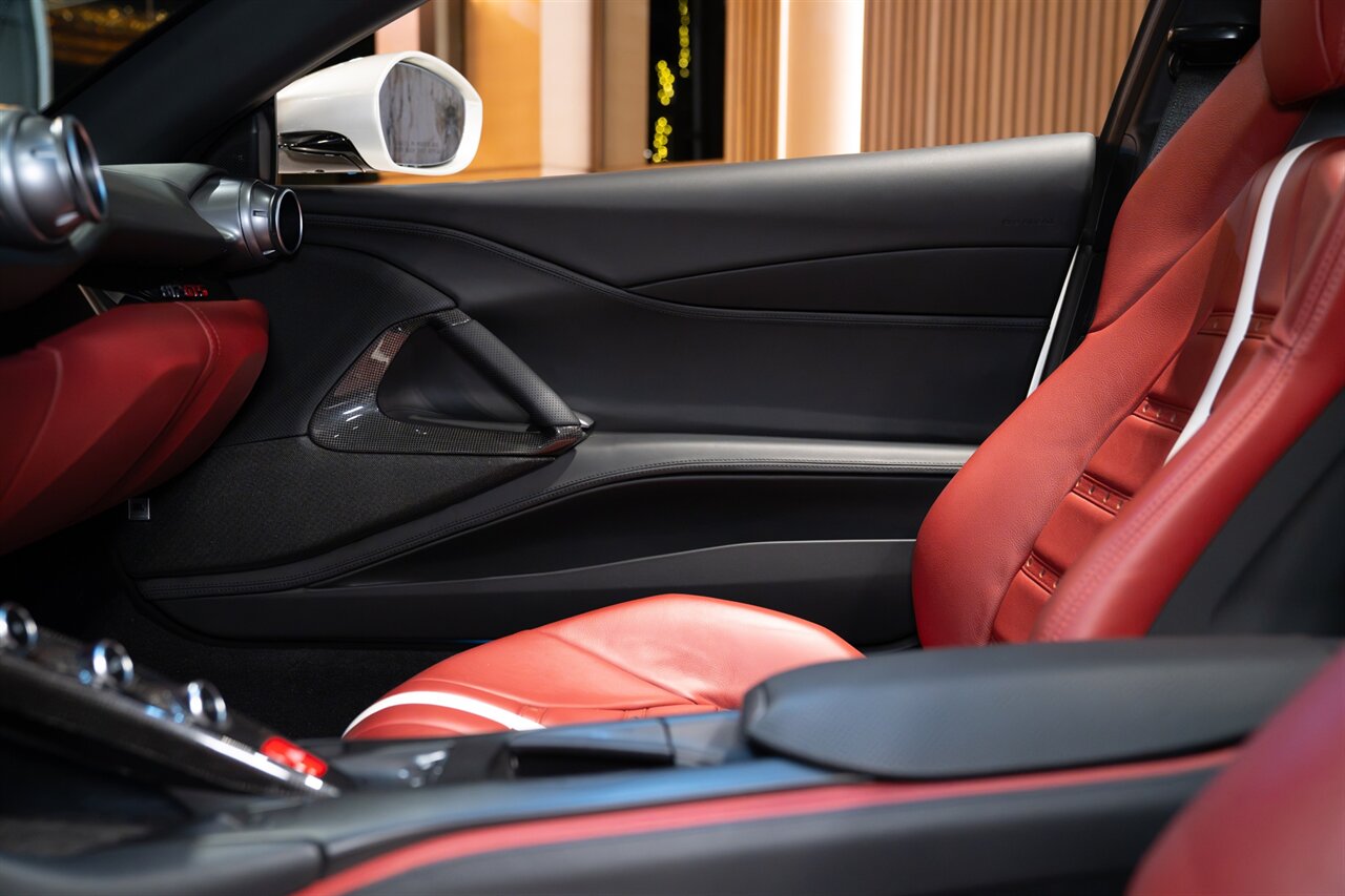 2023 Ferrari 812 GTS Atelier   - Photo 14 - Beverly Hills, CA 90212